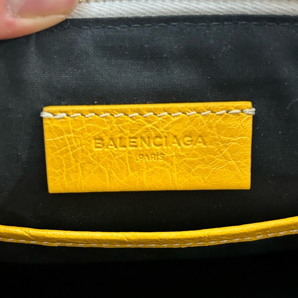 Balenciaga Blanket Pouch - Picture 6 of 8